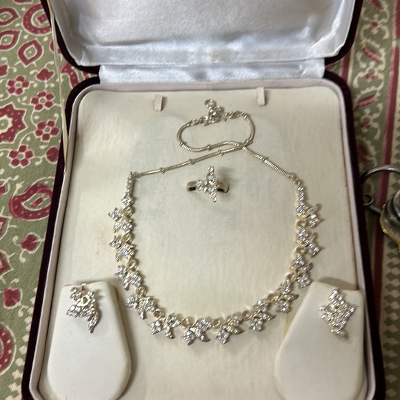 Unused American diamond set - Picture 4 of 5